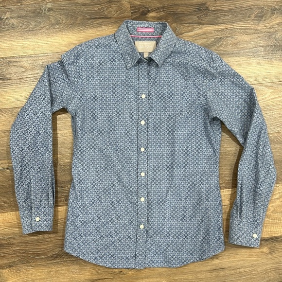 Banana Republic Tops - Banana Republic Women’s Oxford Shirt 100% Cotton Blue Anchor Pattern Size Small